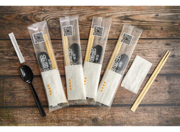 米多面多餐具包